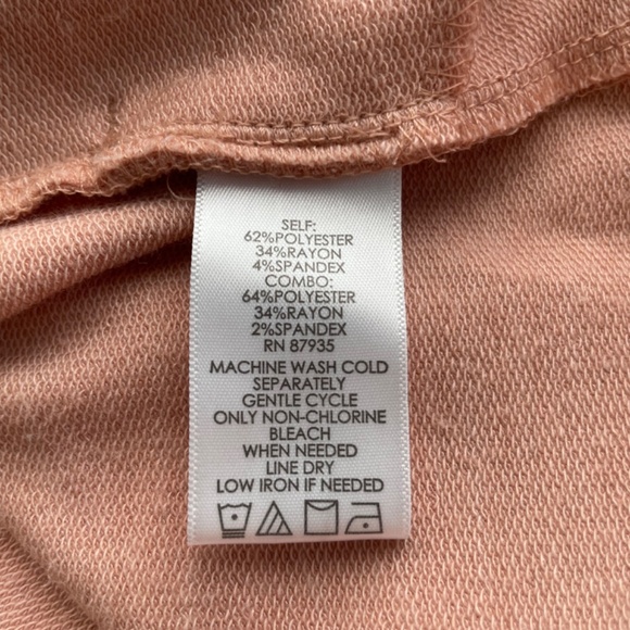 LOGO LOUNGE Size Med Full Zip Lightweight Hoodie Sweatshirt Jacket Pockets Peach - Picture 7 of 8